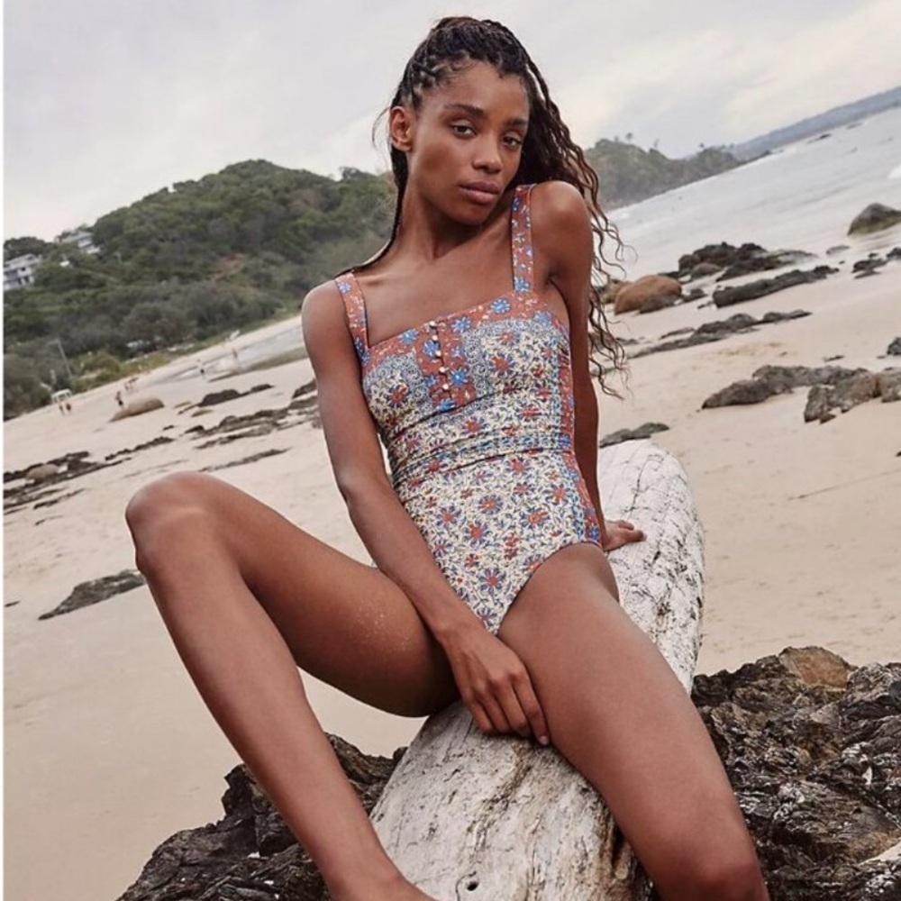 BOTEH Clementine Zoey Button Detail Multi Print One Piece Swimsuit SZ L - Picture 7 of 10